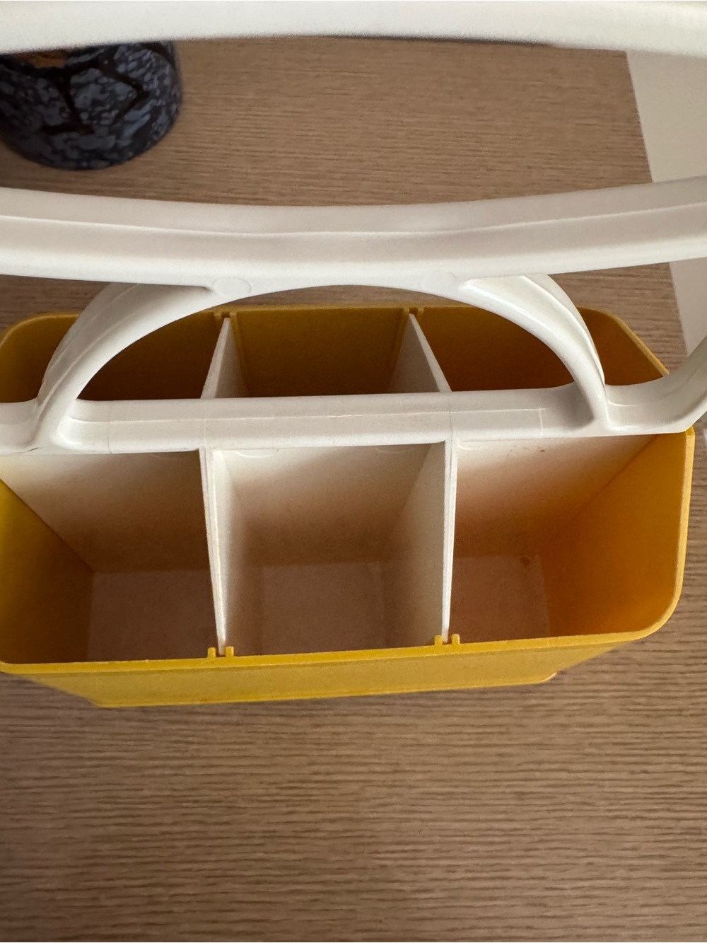 70s Vintage Yellow & White Plastic Utensil/Accessory Caddy - Picture 8 of 9